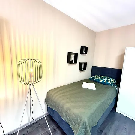 아파트 2-modernes 1-raum In Wiesbaden,ruhig Und Mit Terrasse 비스바덴