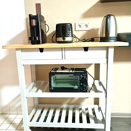 Apartment 2-modernes 1-raum In Wiesbaden,ruhig Und Mit Terrasse *