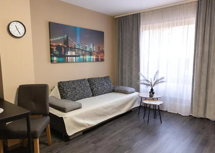 2-modernes 1-raum In Wiesbaden,ruhig Und Mit Terrasse